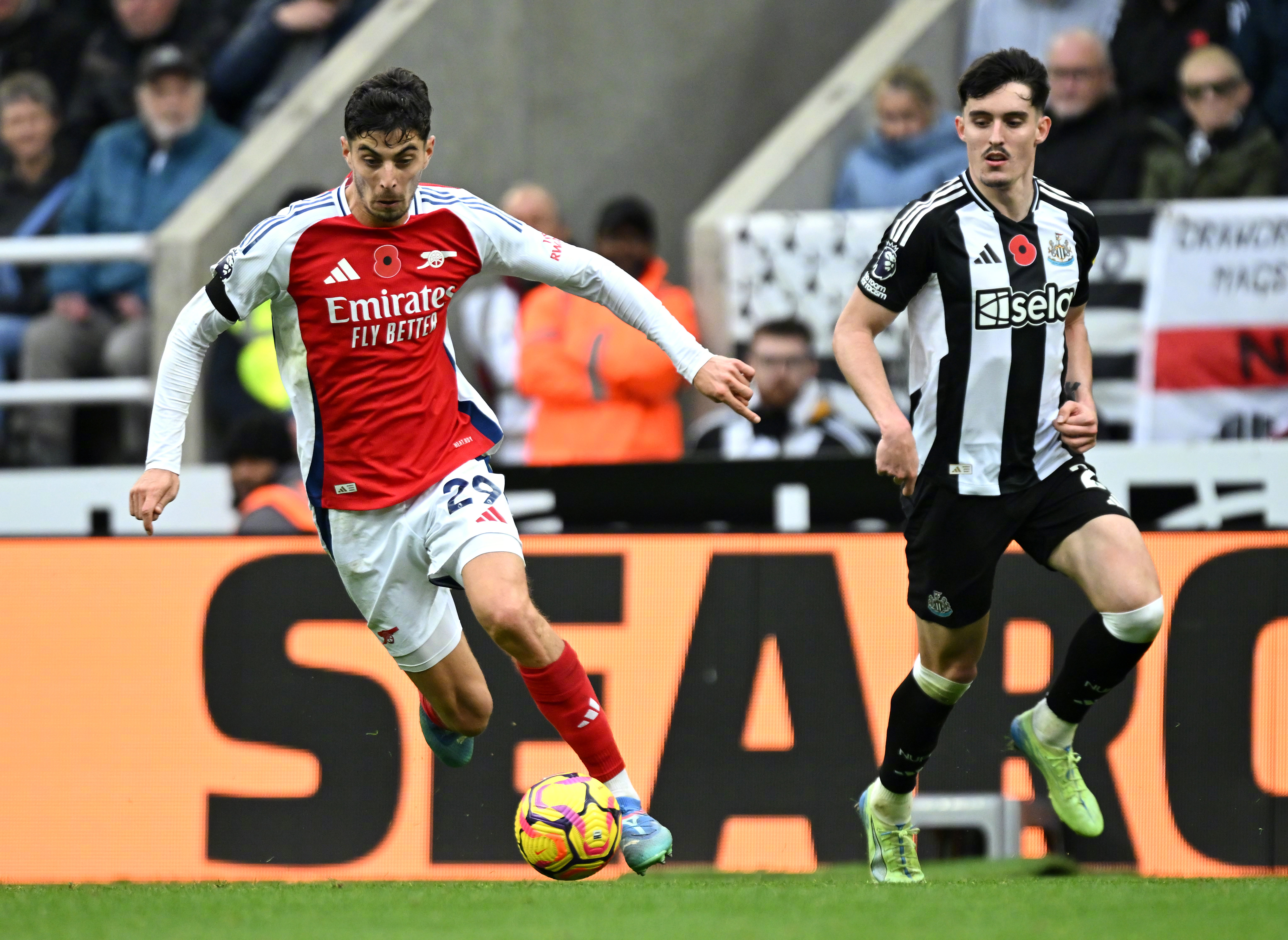 爱游戏平台转会期突围战来临，阿森纳围绕英超完成体检，质疑声仍在，团队化学反应显著的简单介绍