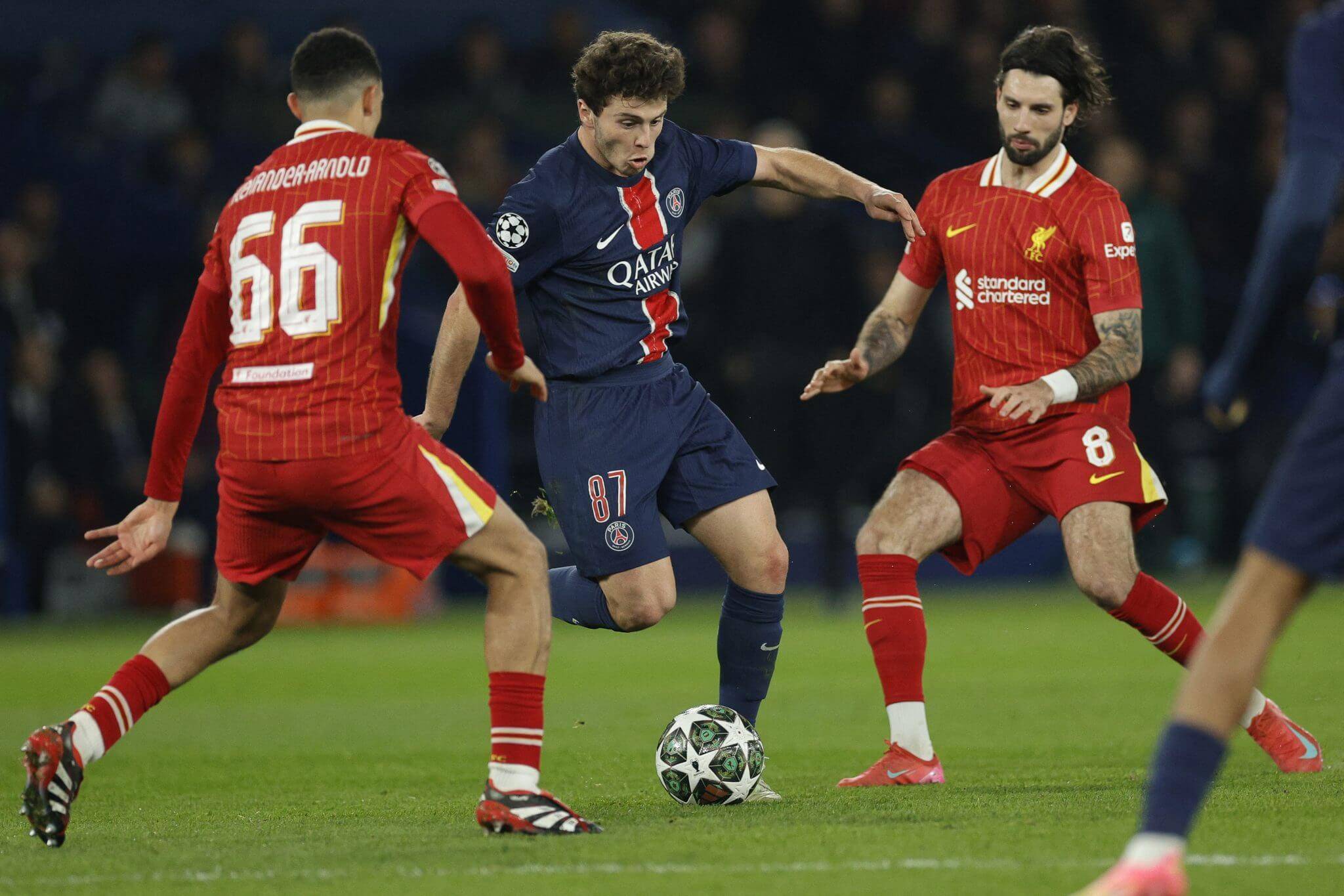 爱游戏中国包含葡萄牙体育赛后战术微调巴黎圣日耳曼赛前状态回暖，现场解说直呼：冲刺阶段休斯敦火箭备战全明星赛的词条